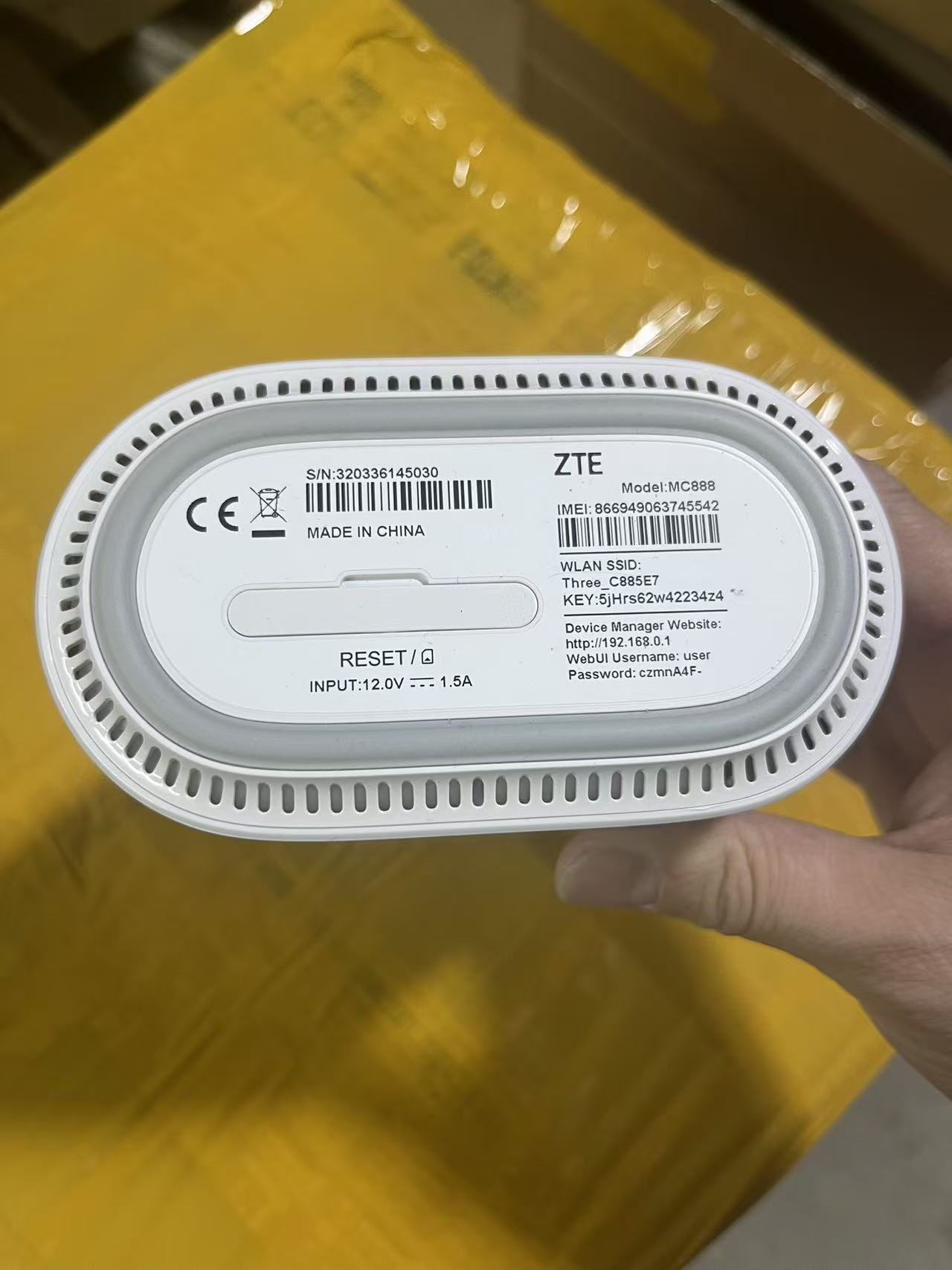 Беспроводной модем ZTE MC801A  – обзор и цена 4G 5G Router Sim Slot Wifi 6